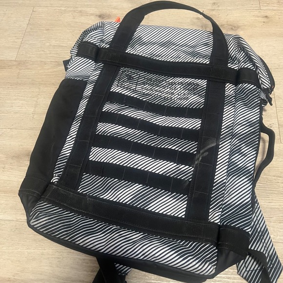 Under Armour UA Project Rock Duffle Backpack Training Gym Bag 2022 - Picture 1 of 9
